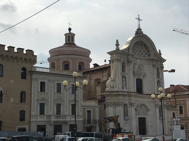 Chiesa Di Santa Maria del Suffragio in Piazza D'Uomo Aprile 2018