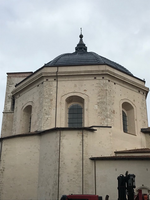 Cupola e campanile della Basilica di S.Bernardino dopo il terremoto Aprile 2018