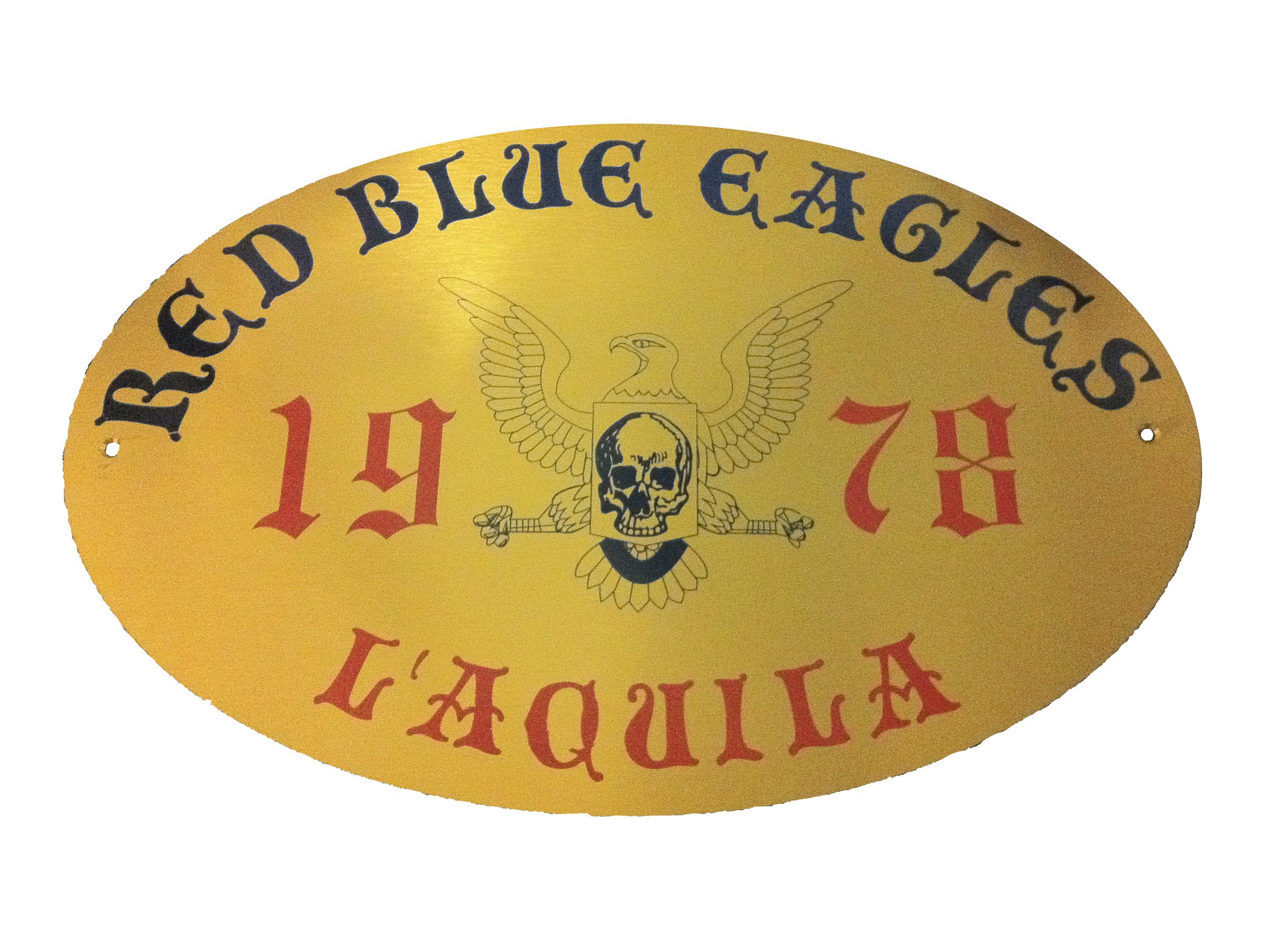 Targa posta all\'ingresso della seconda sede in centro storico,via Santa Giusta, dei Red Blue Eagles L\'Aquila 1978 (Targa che riporta il primo stemma ufficiale del gruppo)