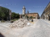 Piazza Palazzo, sullo sfondo il palazzo comunale Regina Margherita e la torre civica dopo il terremoto