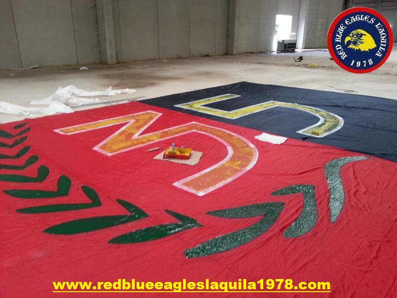 Preparazione coreografia 35 anni Red Blue Eagles L\'Aquila 1978