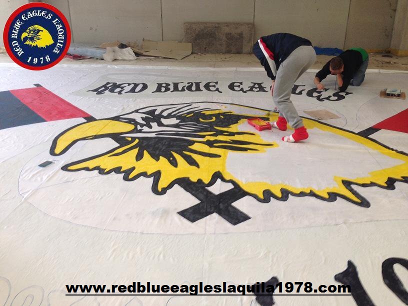 Preparazione coreografia 35 anni Red Blue Eagles L\'Aquila 1978